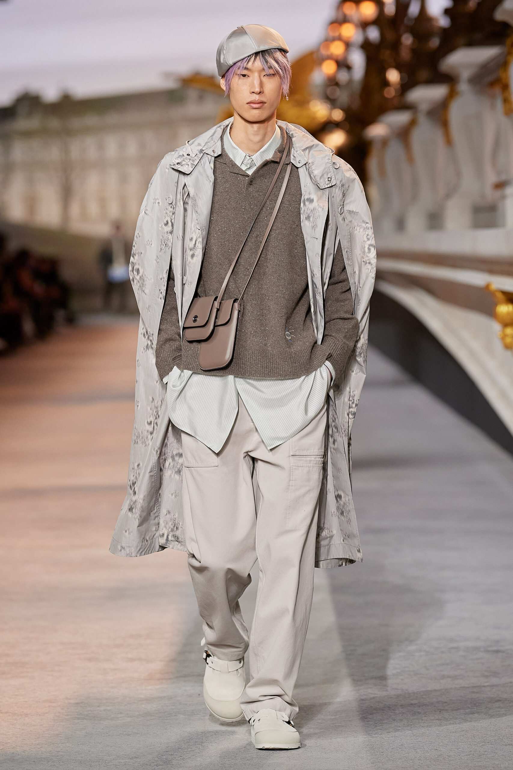 Hinh anh Dior Men Fall 2022/2023: Đường băng kỷ niệm 75 năm ra mắt New Look và 25 năm cống hiến của Stephen Jones tại nhà mốt 9