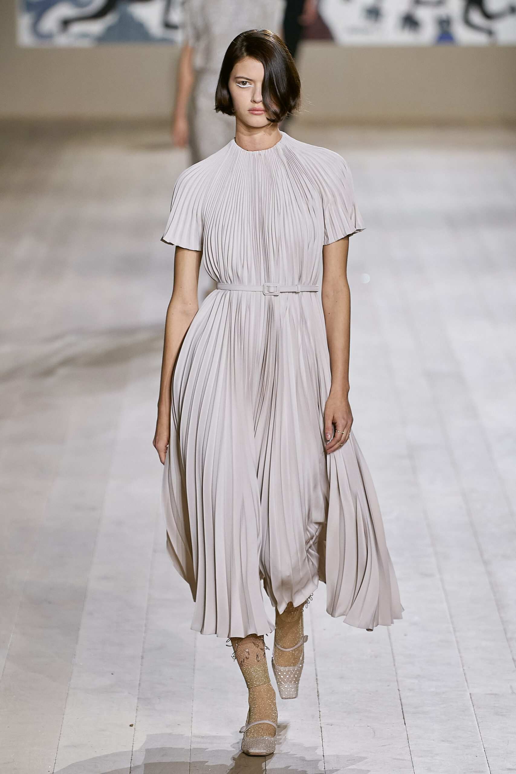 Hinh anh Christian Dior Haute Couture Xuân-Hè 2022: Phá vỡ ranh giới giữa nghệ thuật và thủ công tinh xảo trong địa hạt Haute Couture 7