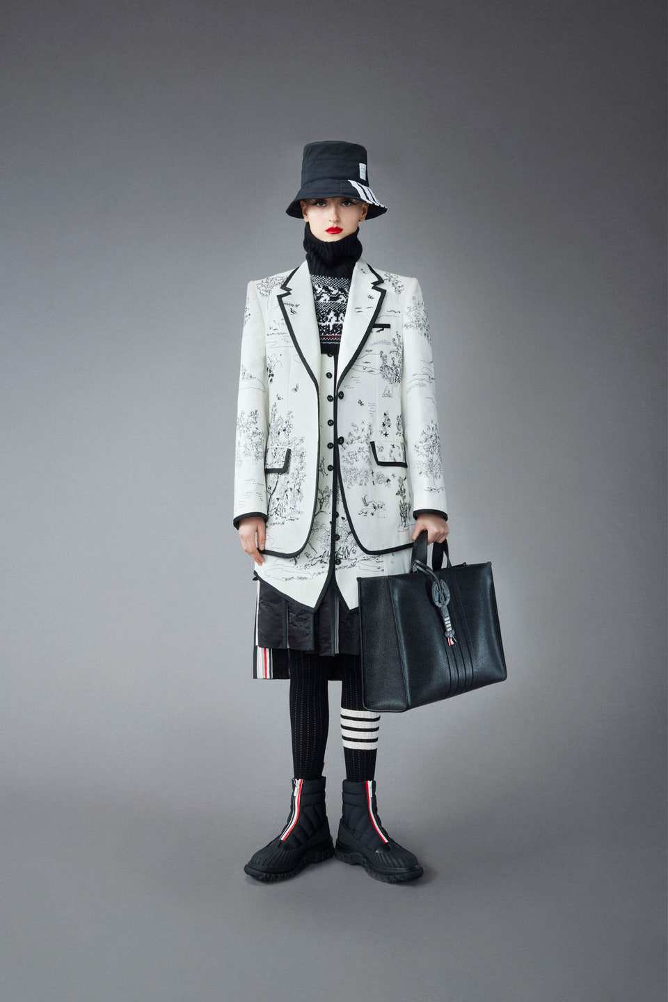 Hinh anh Thom Browne Chớm Thu 2022: Khi “ông hoàng” của đế chế menswear đương đại khẳng định lại vị thế 19