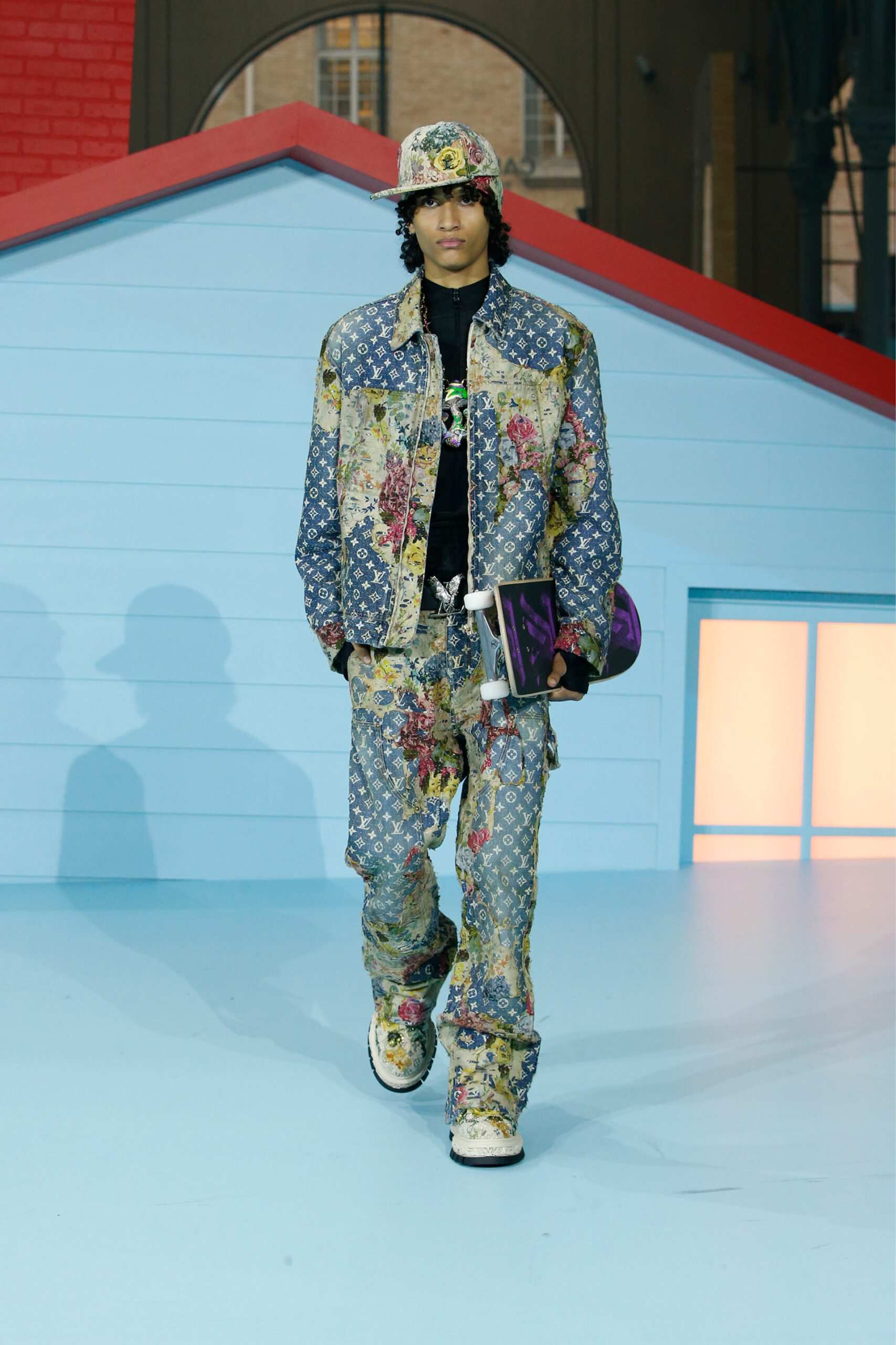 Hinh anh Louis Vuitton Menswear Thu-Đông 2022: Cuộc sống ở thiên đường của Virgil Abloh sẽ ra sao? 34