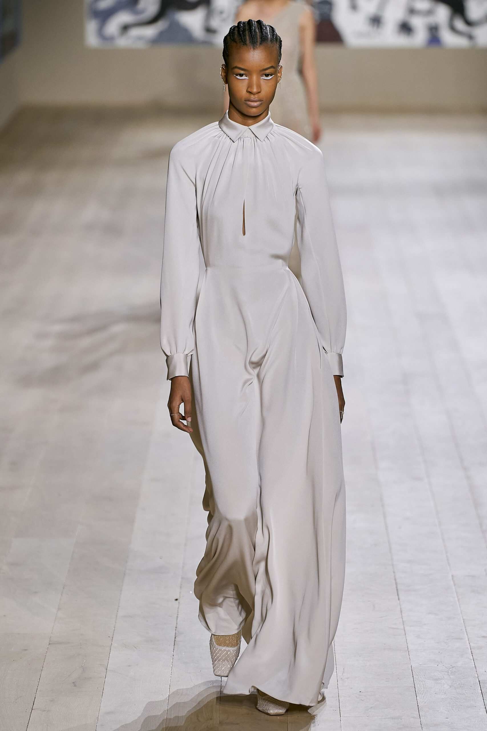 Hinh anh Christian Dior Haute Couture Xuân-Hè 2022: Phá vỡ ranh giới giữa nghệ thuật và thủ công tinh xảo trong địa hạt Haute Couture 30