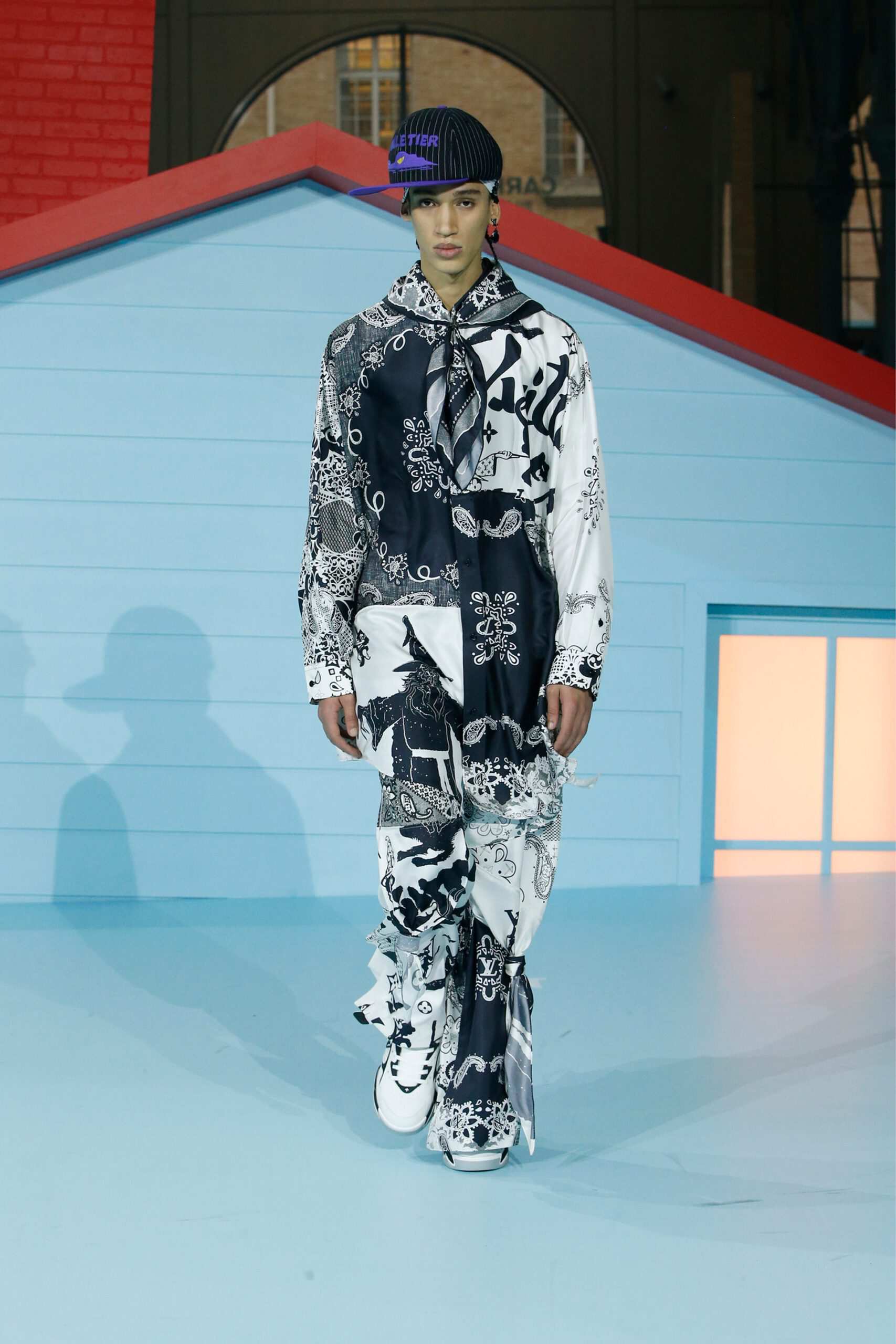 Hinh anh Louis Vuitton Menswear Thu-Đông 2022: Cuộc sống ở thiên đường của Virgil Abloh sẽ ra sao? 30