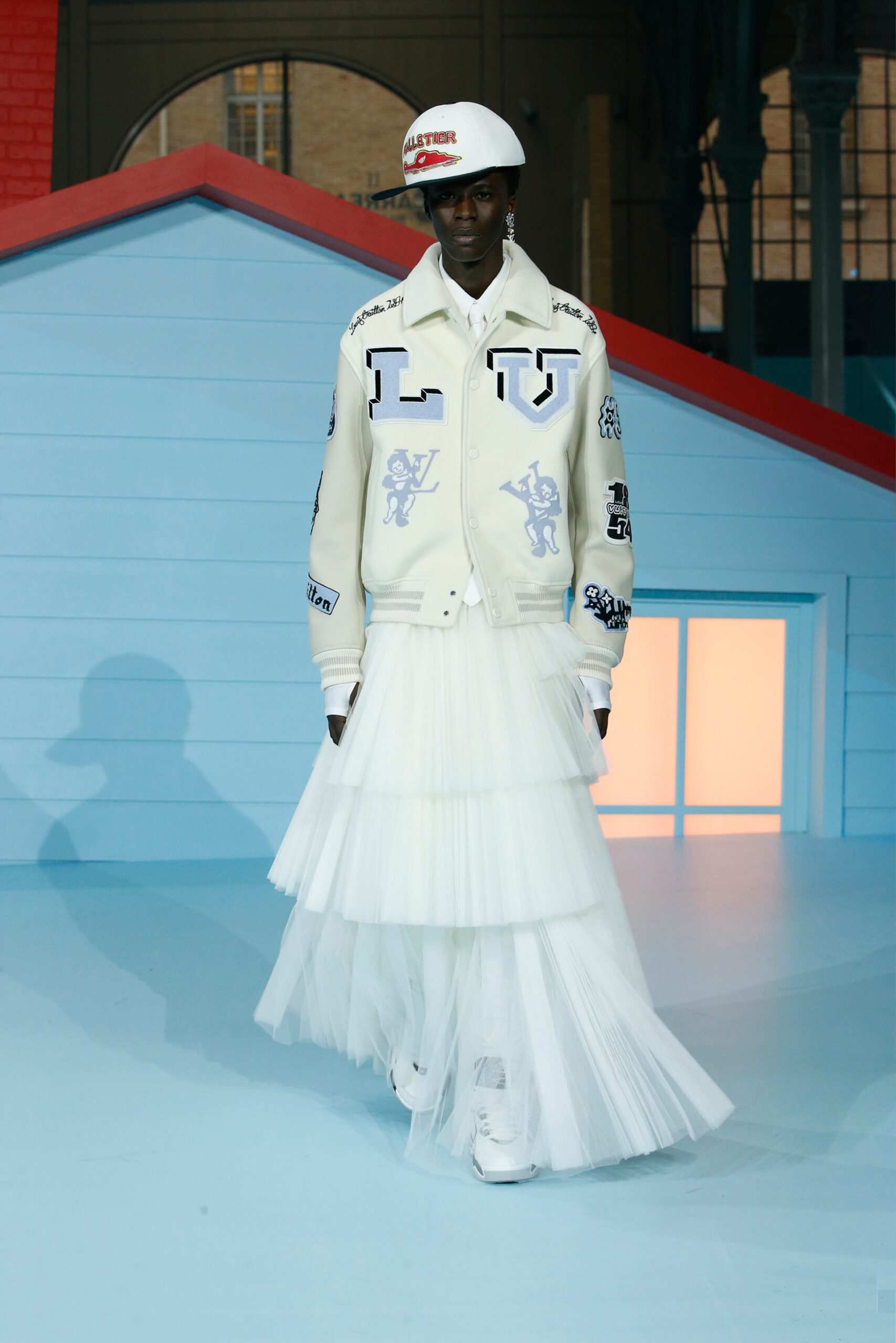 Hinh anh Louis Vuitton Menswear Thu-Đông 2022: Cuộc sống ở thiên đường của Virgil Abloh sẽ ra sao? 28