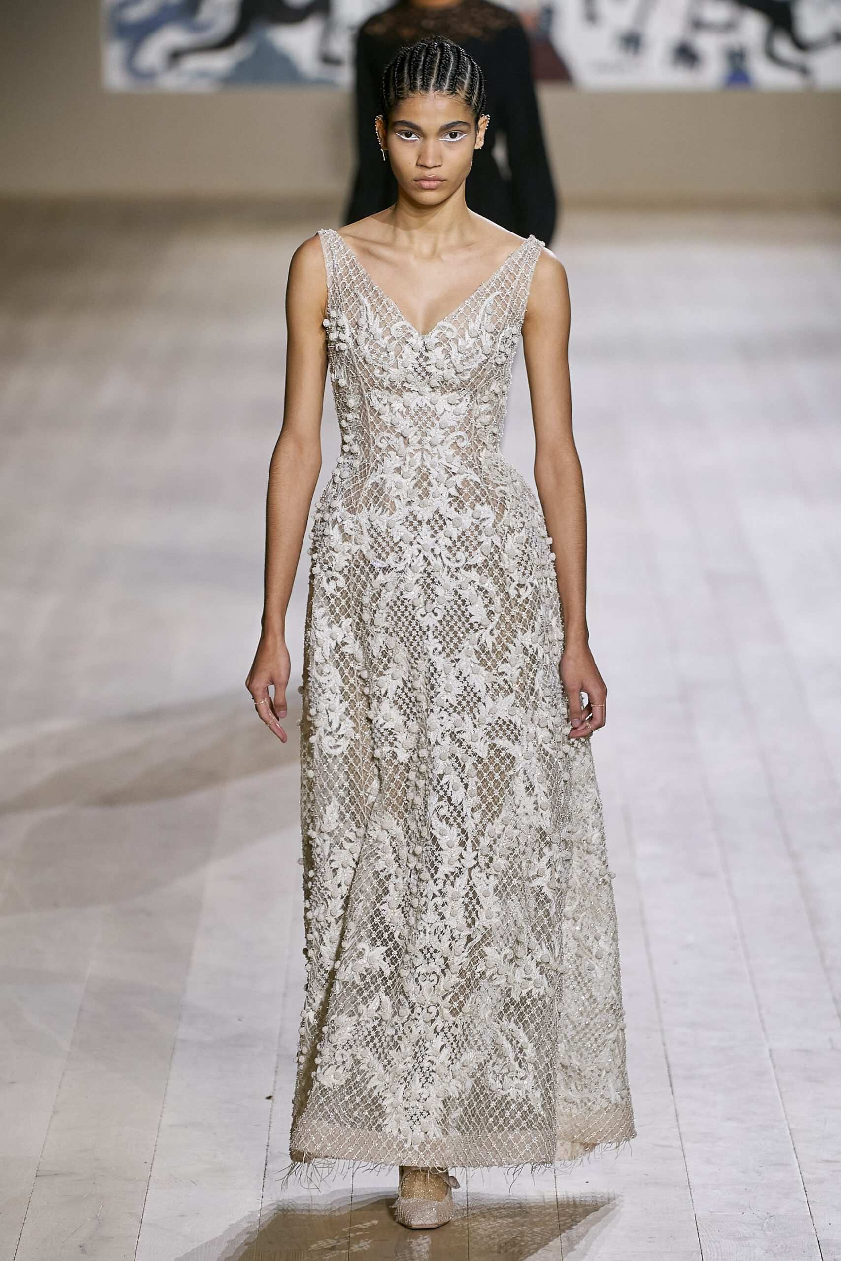 Hinh anh Christian Dior Haute Couture Xuân-Hè 2022: Phá vỡ ranh giới giữa nghệ thuật và thủ công tinh xảo trong địa hạt Haute Couture 9
