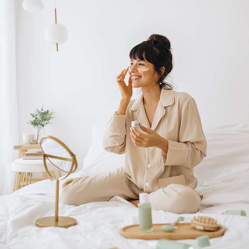 Hinh anh Hạn chế mua đồ mới 1