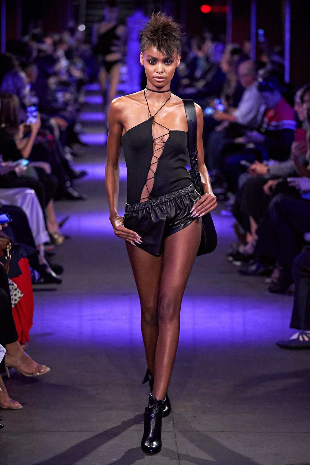 Hinh anh Tom Ford Xuân/Hè 2020 5