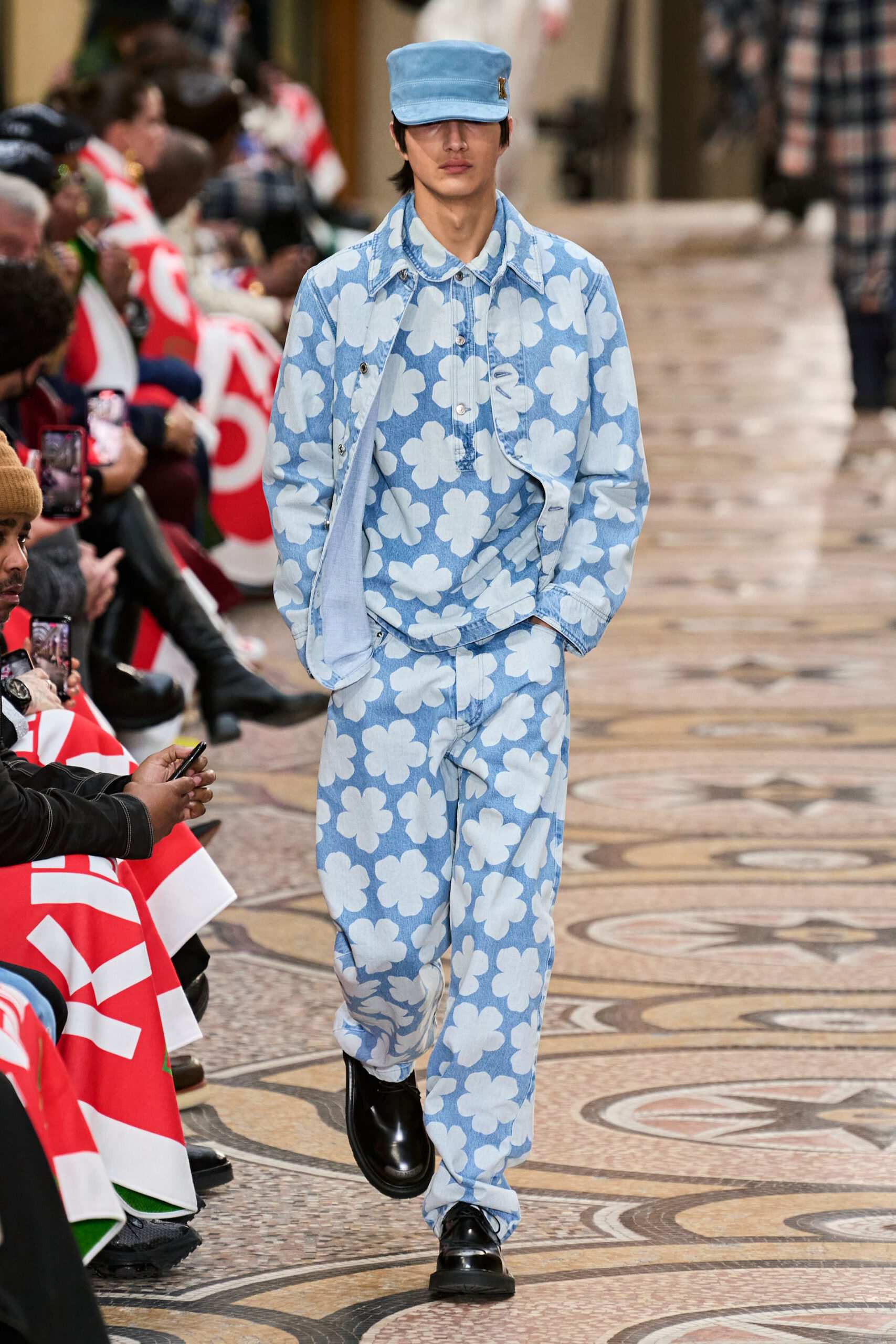 Hinh anh KENZO Menswear Thu Đông 2022: “Cha đỡ đầu” của đế chế street style Nhật Bản ra mắt BST đầu tiên tại Kenzo 26