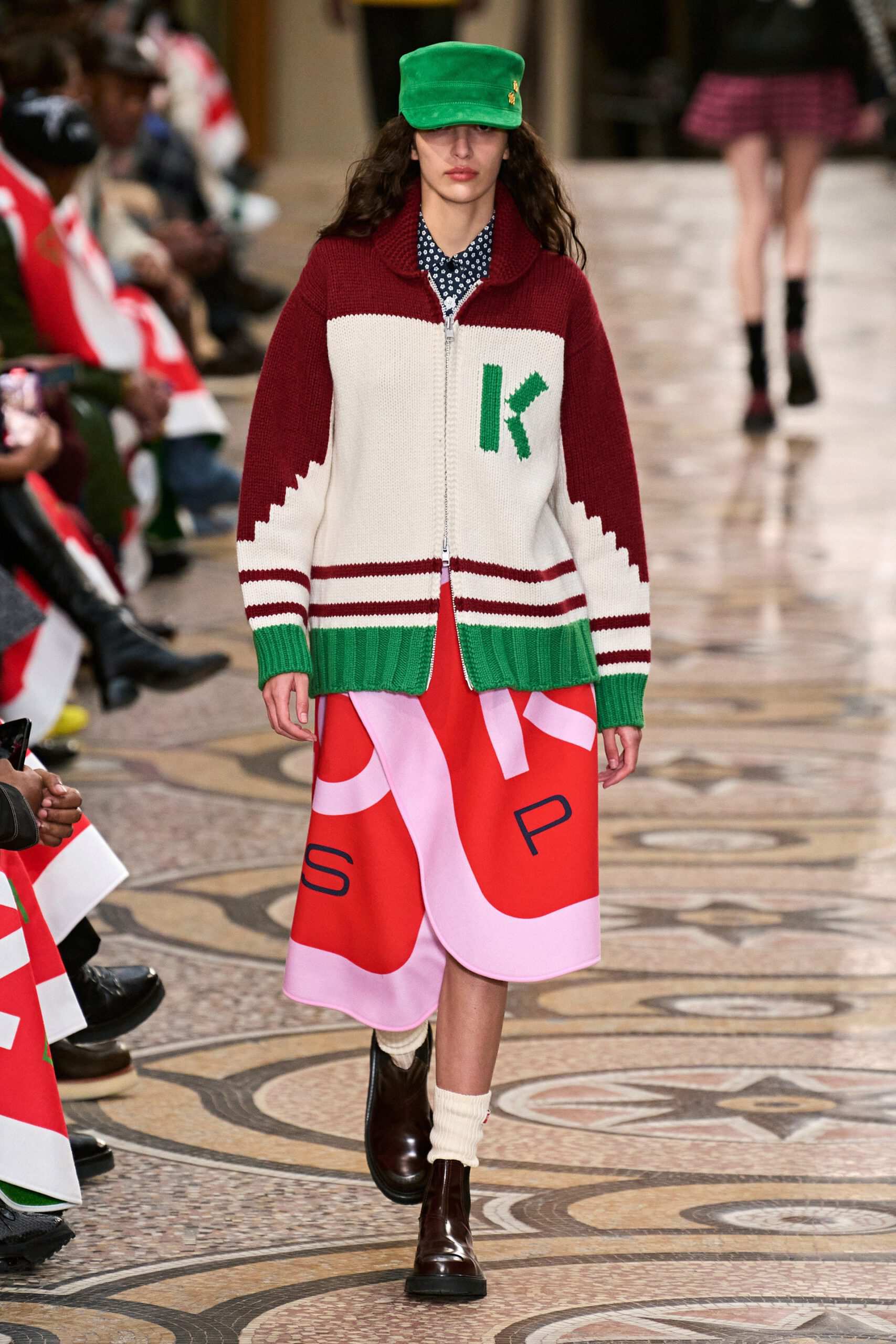 Hinh anh KENZO Menswear Thu Đông 2022: “Cha đỡ đầu” của đế chế street style Nhật Bản ra mắt BST đầu tiên tại Kenzo 3