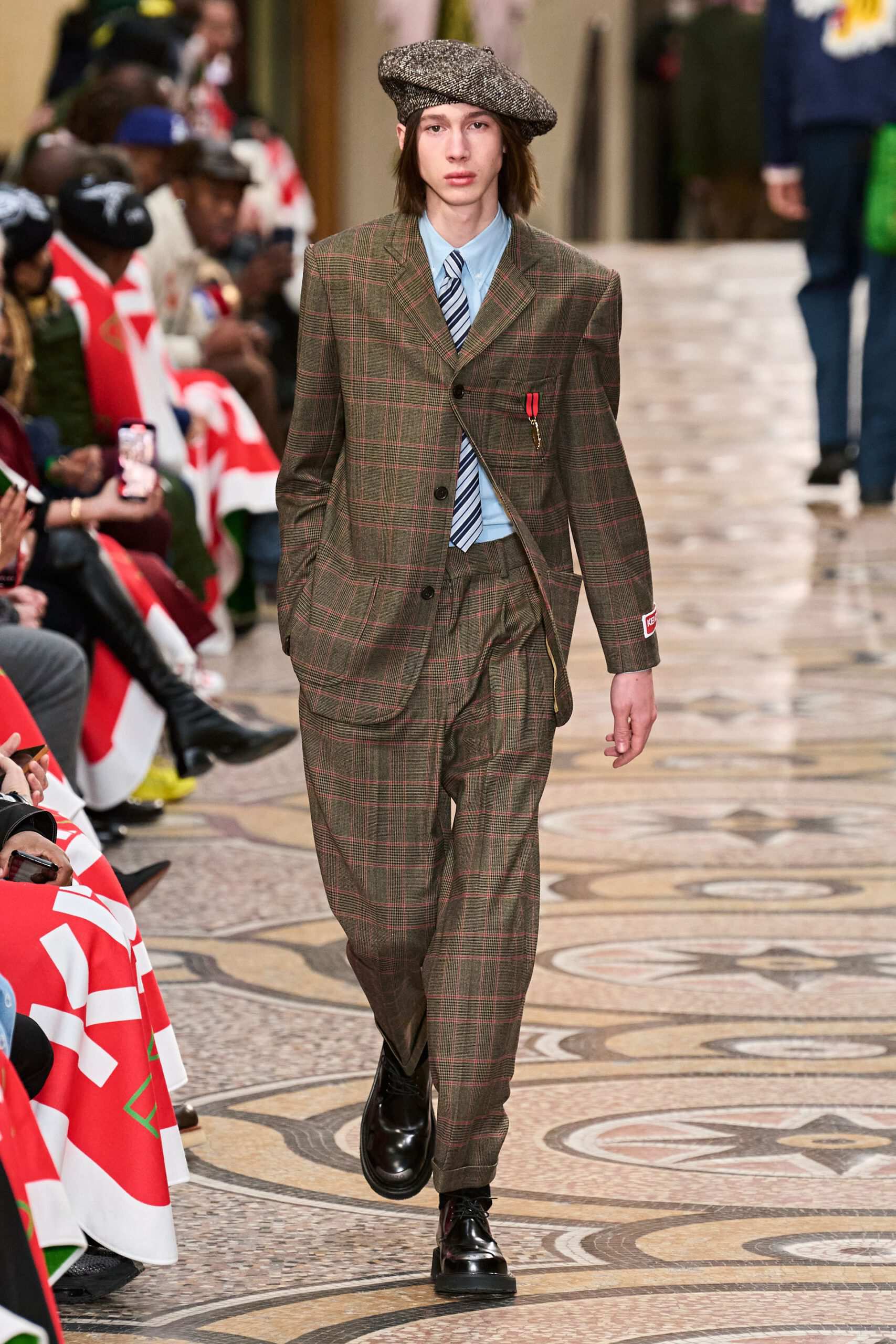 Hinh anh KENZO Menswear Thu Đông 2022: “Cha đỡ đầu” của đế chế street style Nhật Bản ra mắt BST đầu tiên tại Kenzo 21