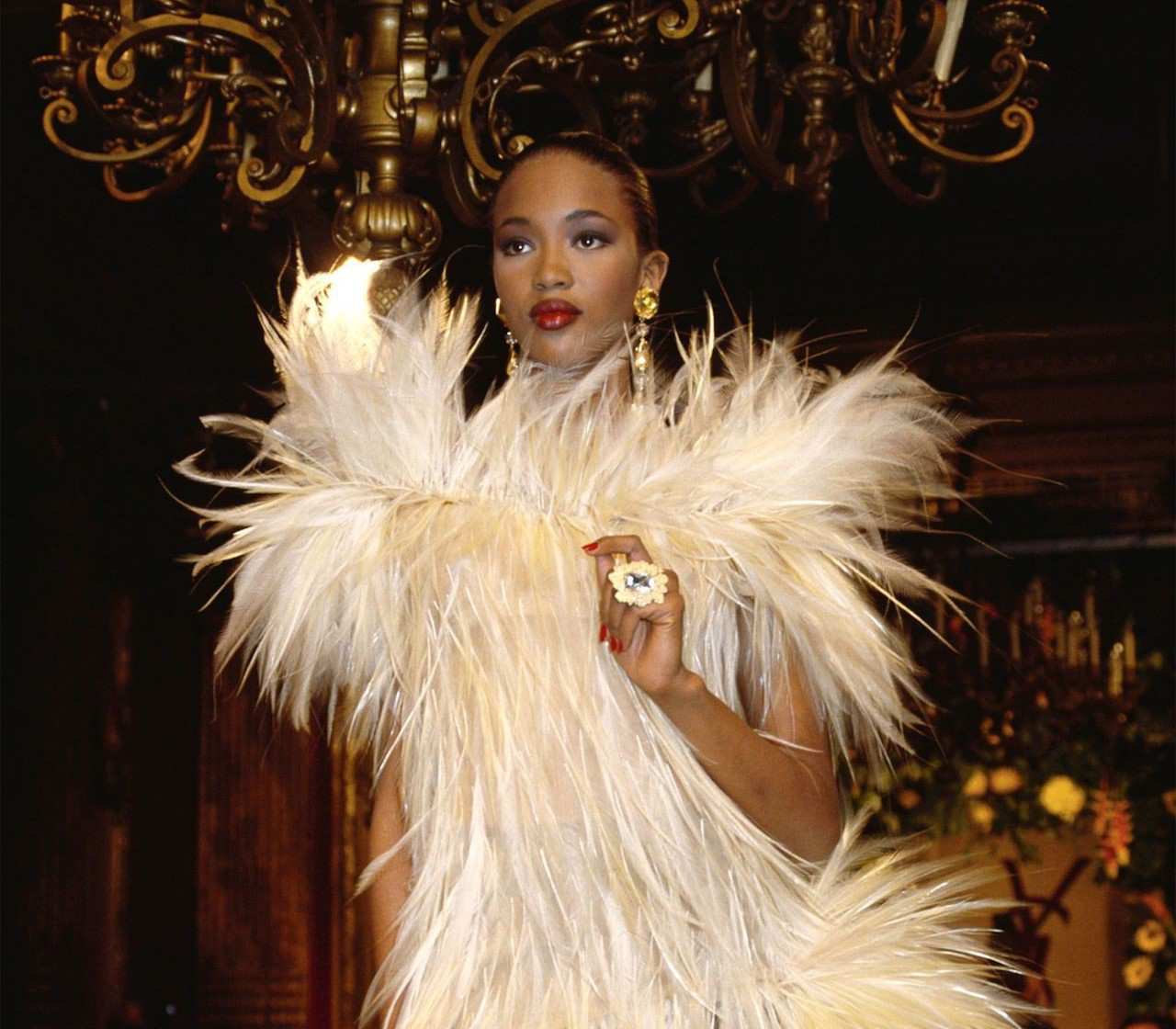 “Báo đen” Naomi Campbell - Những khoảnh khắc khó quên trên sàn diễn thập niên 90