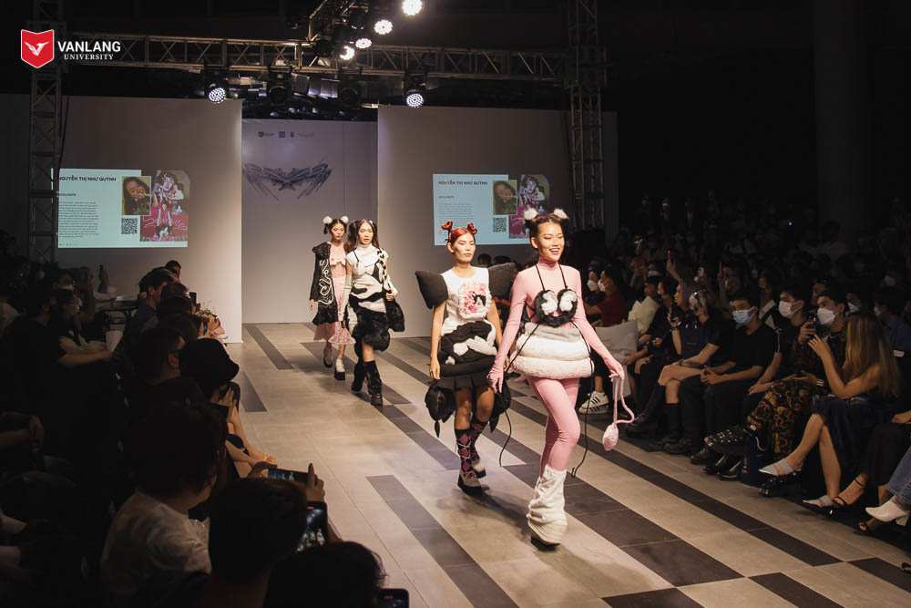 Văn Lang K23TT GRADUATE FASHION SHOW: Bữa tiệc thời trang độc đáo, ấn tượng và đậm chất Việt (Phần 2)