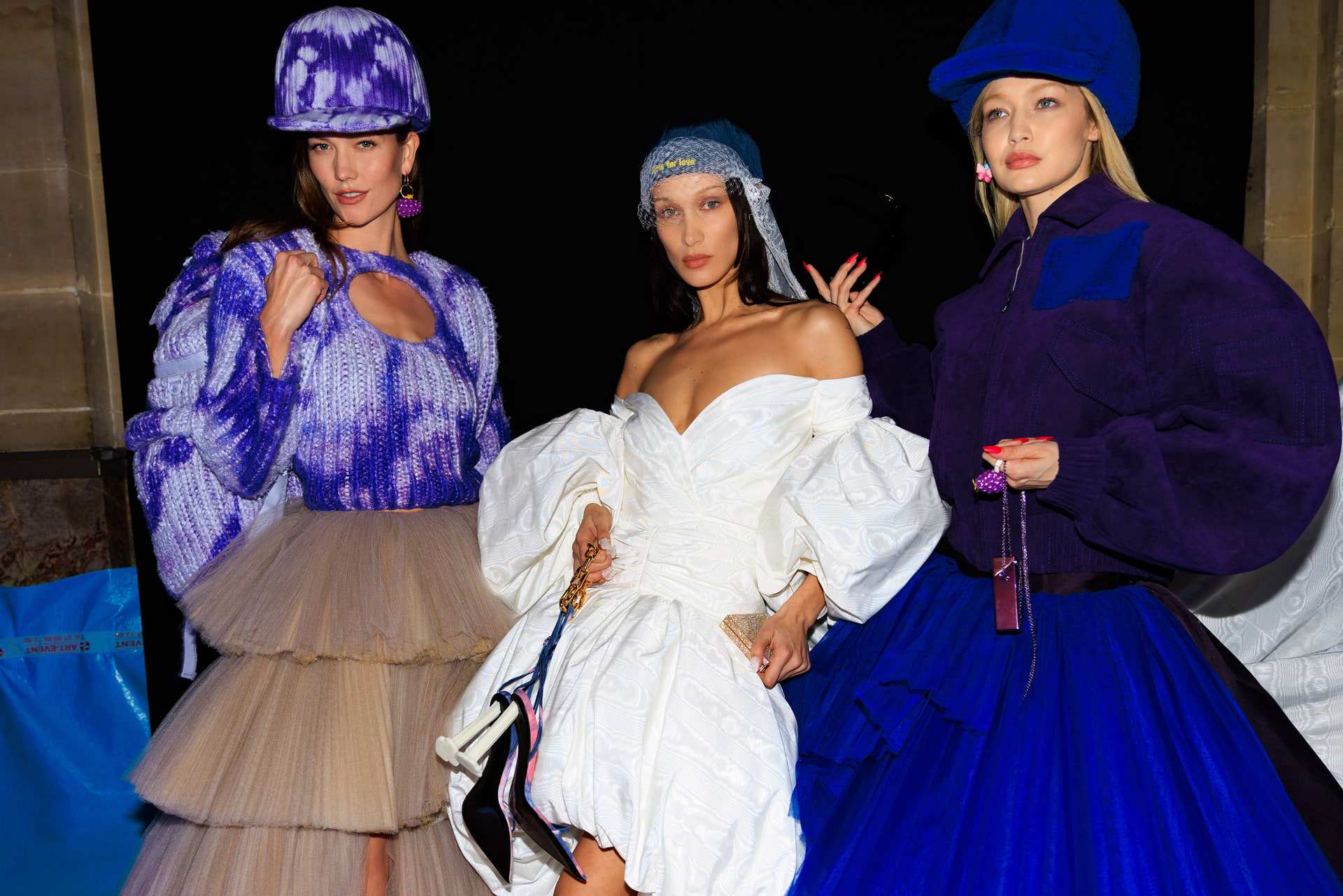 Off-White Thu Đông 2022: “Spaceship Earth: an ‘Imaginary Experience’” - Tôn vinh di sản của Virgil Abloh