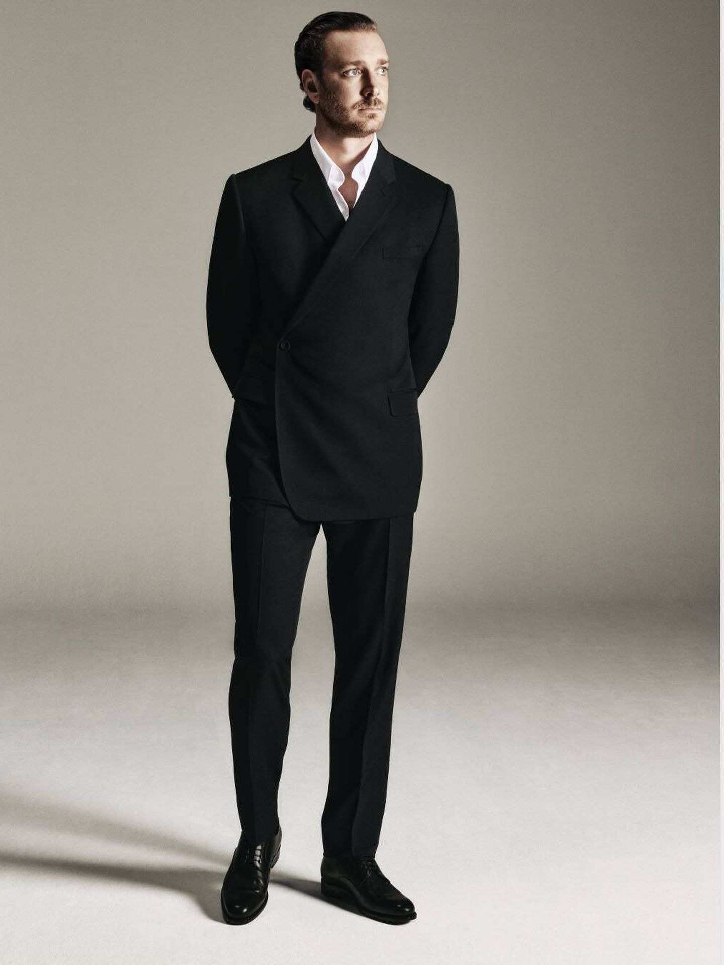 Hinh anh Hoàng tử Pierre Casiraghi xứ Monaco và Dior Men 1