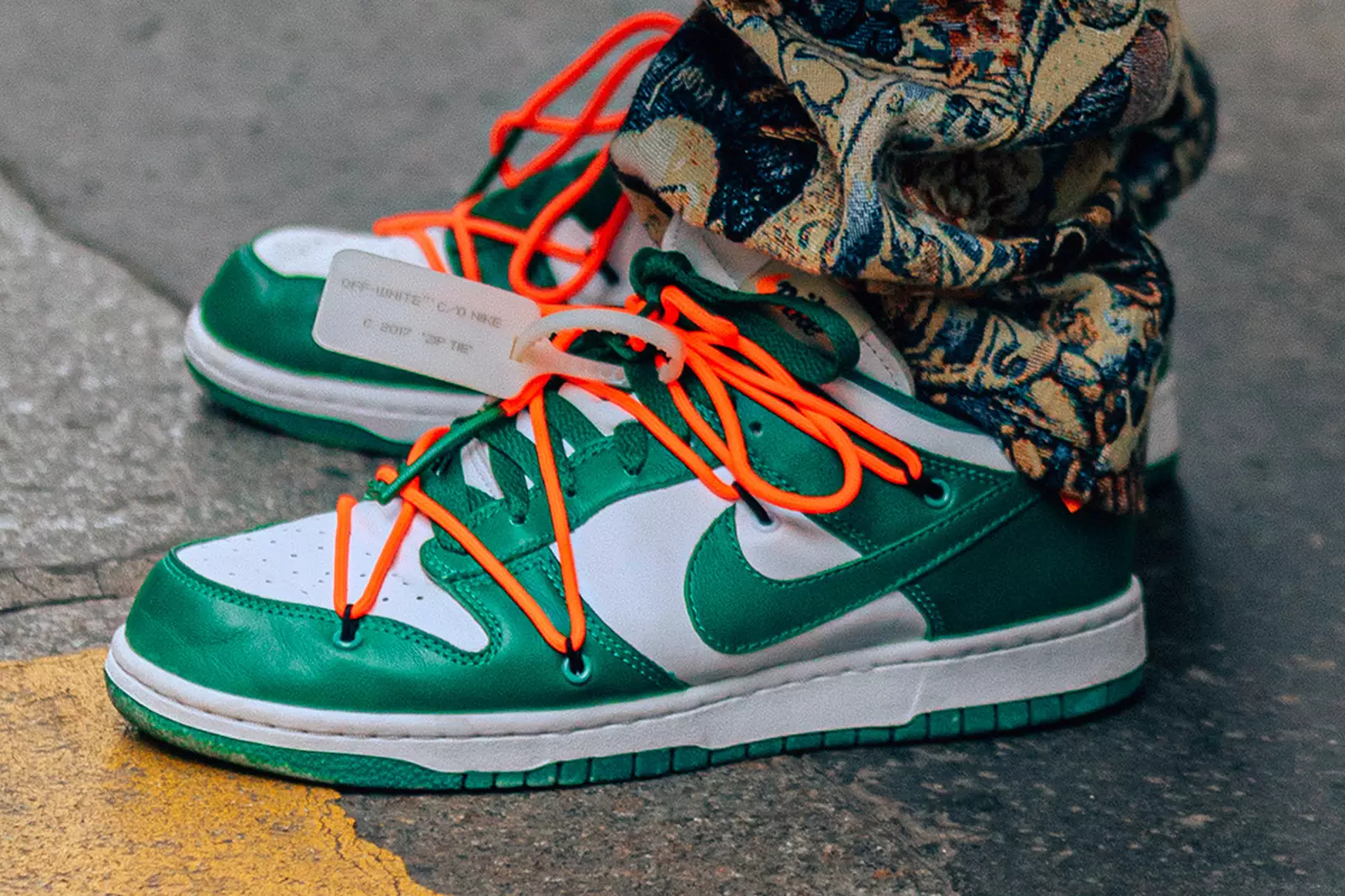 Nike tiếp tục kiện StockX vì bán hàng giả lại cố tình “cộp” mác “hàng thật 100%”