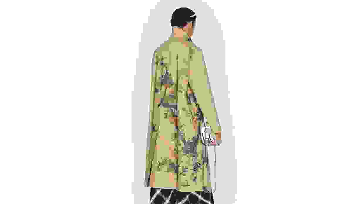 Hinh anh Căng thẳng giữa Dior và Trung Quốc tiếp tục leo thang: Lại thêm một thiết kế “chiếm dụng văn hoá"? 1