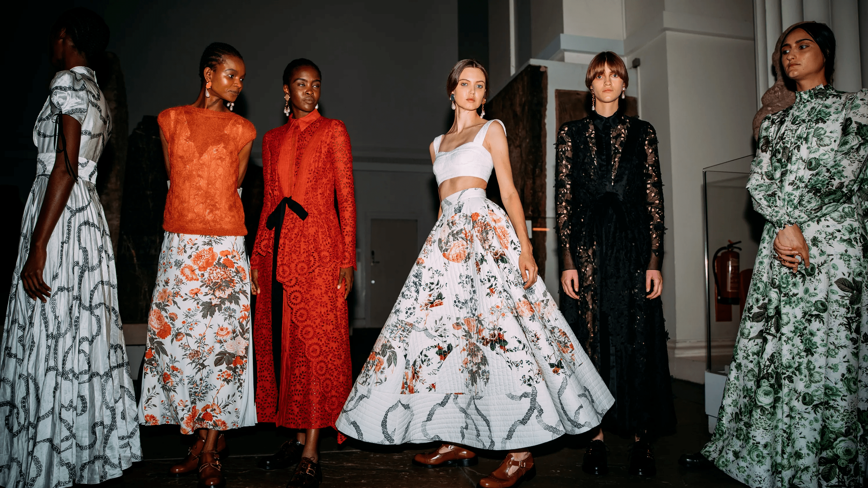Hinh anh Tuần lễ Thời trang London vẫn diễn ra, Burberry hủy bỏ buổi trình diễn 2