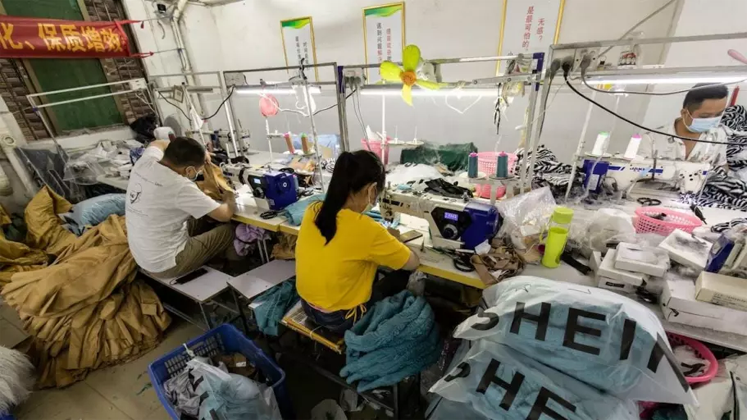 Hinh anh Untold: Inside the Shein Machine 1