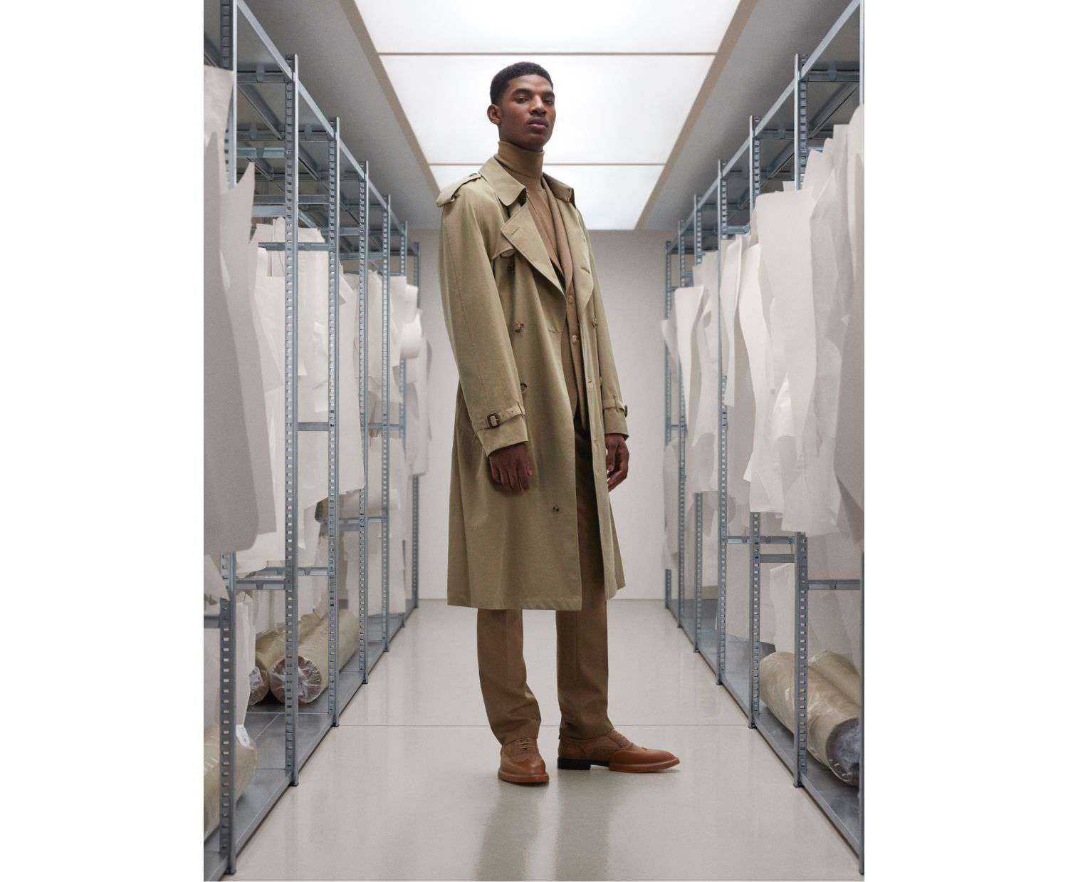 Hinh anh Lăng kính thương hiệu của nhà Burberry có những gì? 2
