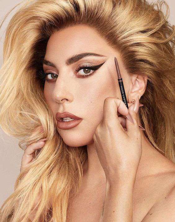 Hinh anh Lady Gaga – Haus Labs 1