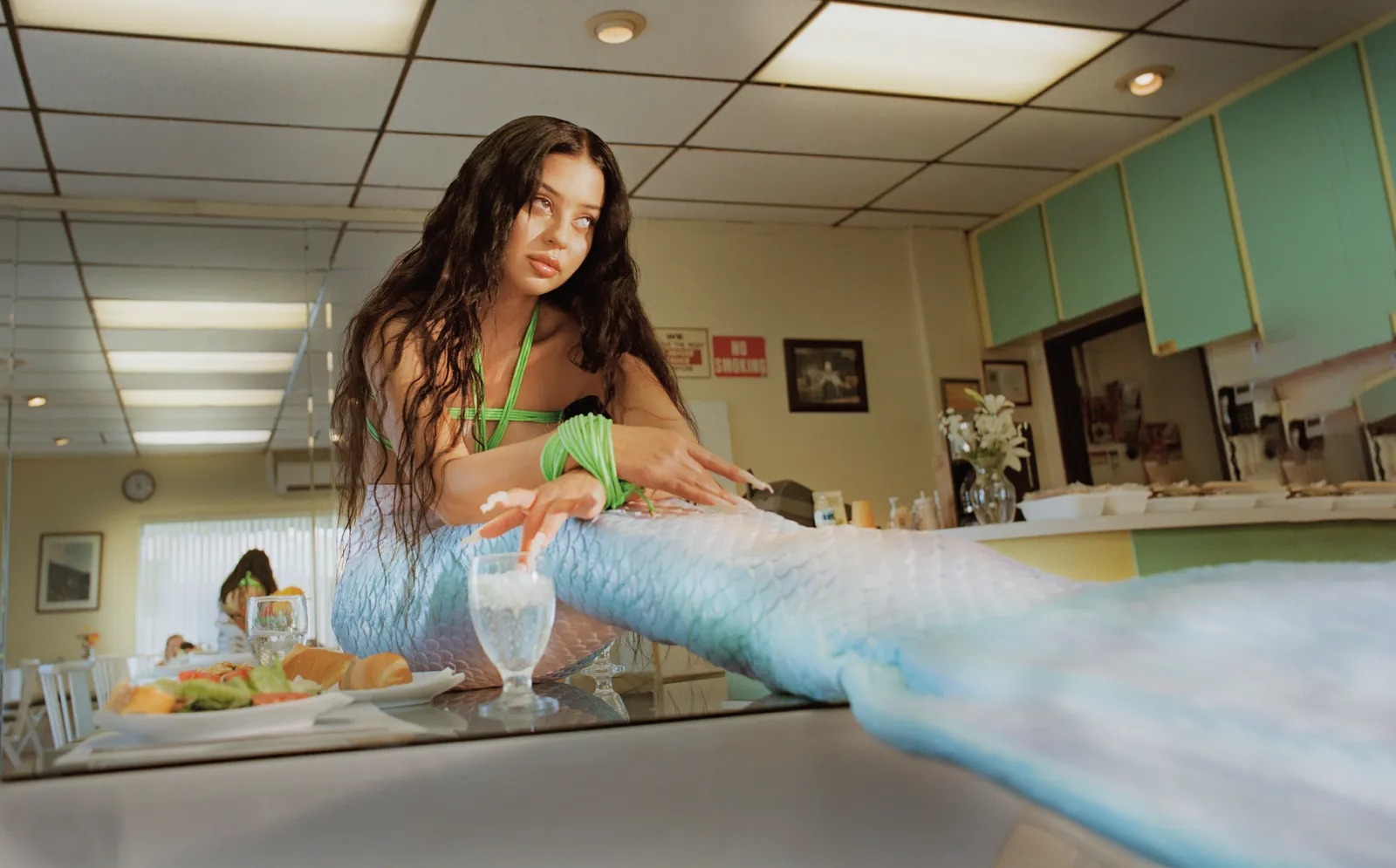 “Dark Mermaid” Makeup - Khi Nàng tiên cá không lung linh như trong chuyện cổ tích
