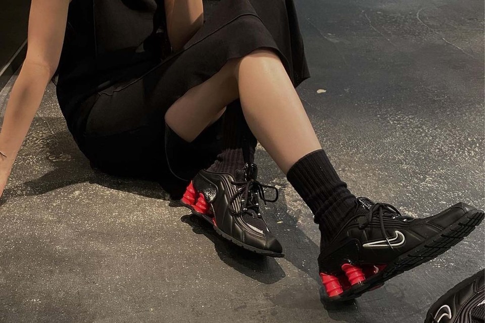 Hinh anh #WeirdShoesArea - Thời đại của những đôi giày “xấu xí” chính là đây! 2