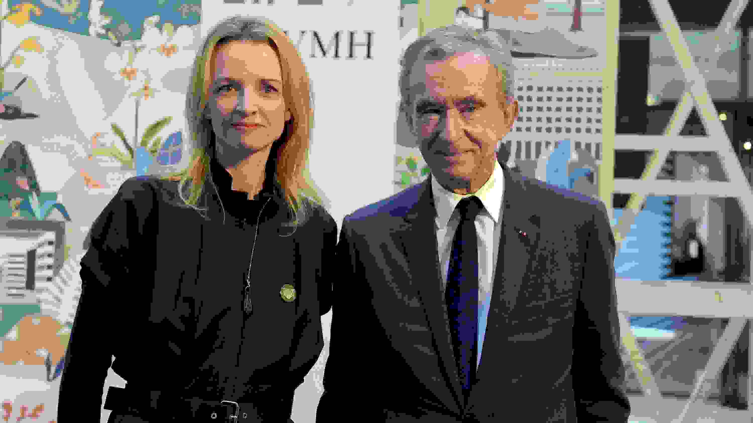 Tập đoàn LVMH của Bernard Arnault đạt giá trị thị trường 400 tỷ euro