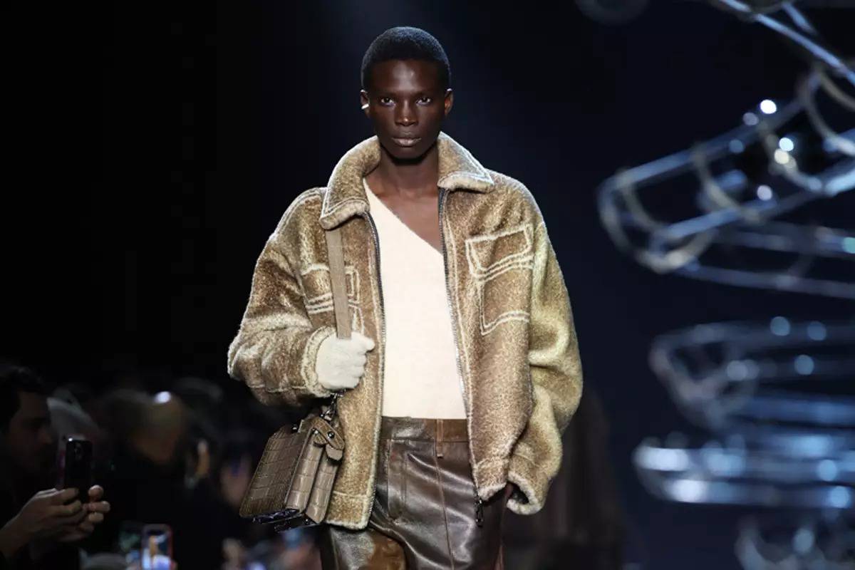 Fendi Fall 2023 Menswear - Thời trang phức tạp nhưng không nhất thiết phải phức tạp hóa thế giới đấy lên!