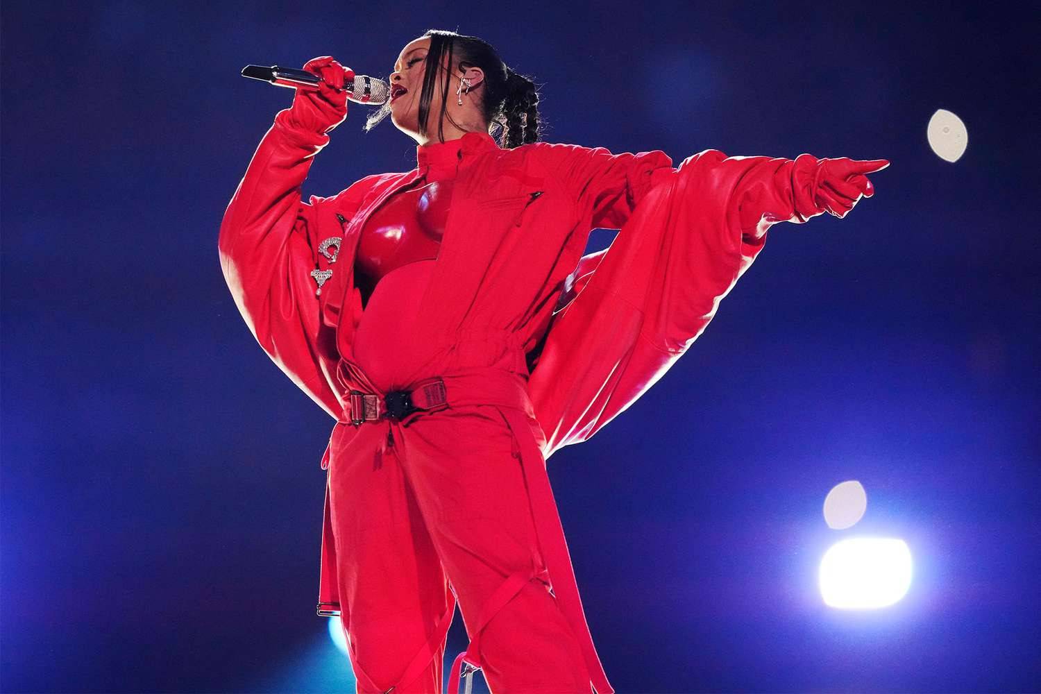 Welcome Back RIRI!