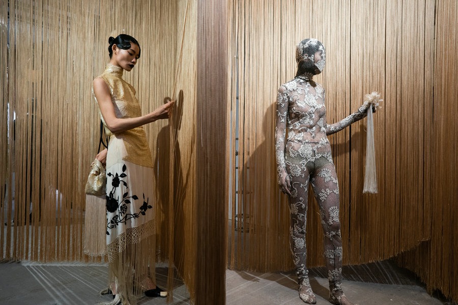Hội tín đồ đã sẵn sàng cho sự trở lại của Shanghai Fashion Week Thu Đông 2023?