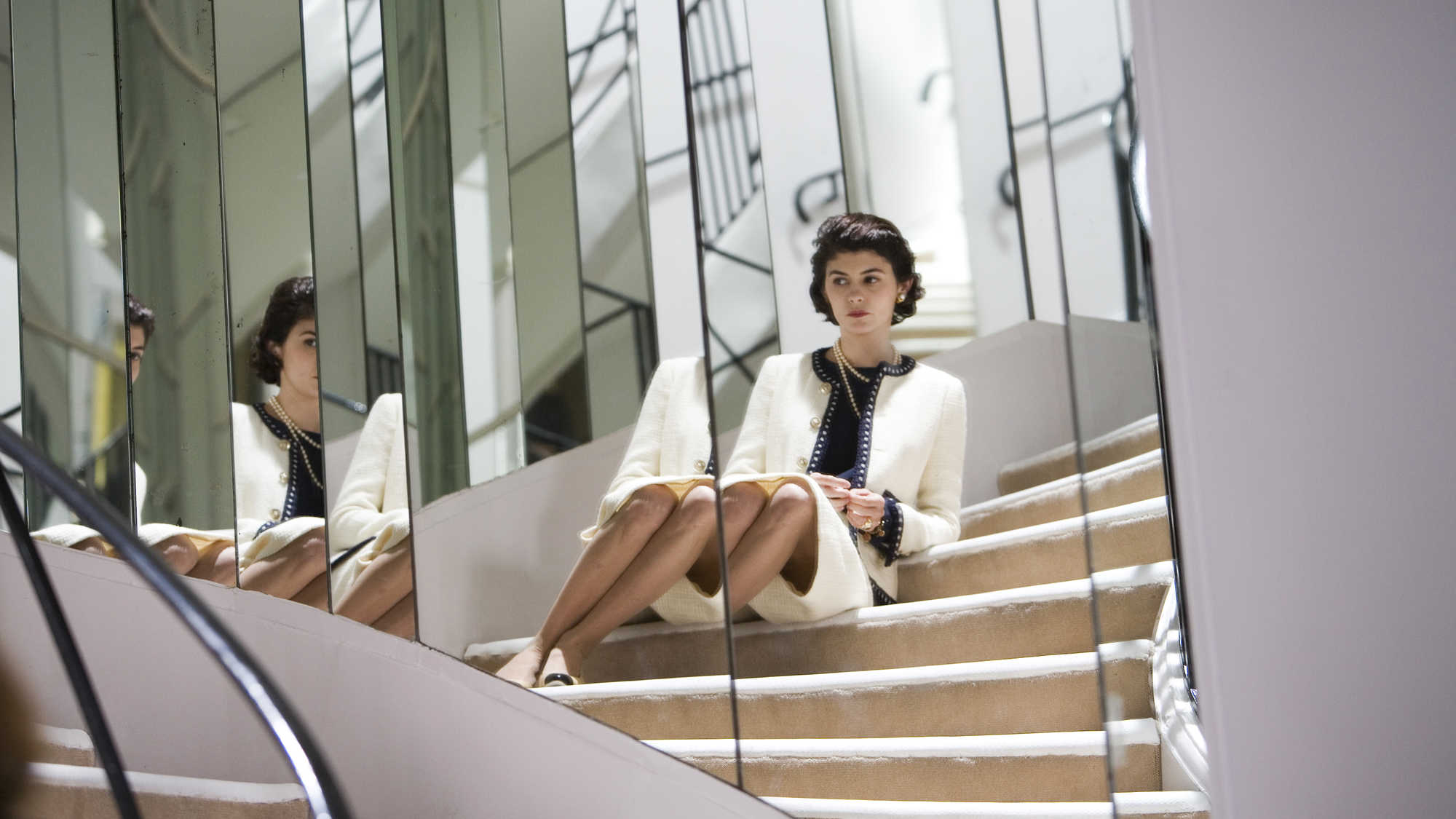 'Coco Before Chanel' - Khám phá góc khuất trong cuộc đời của nữ thiết kế tài hoa