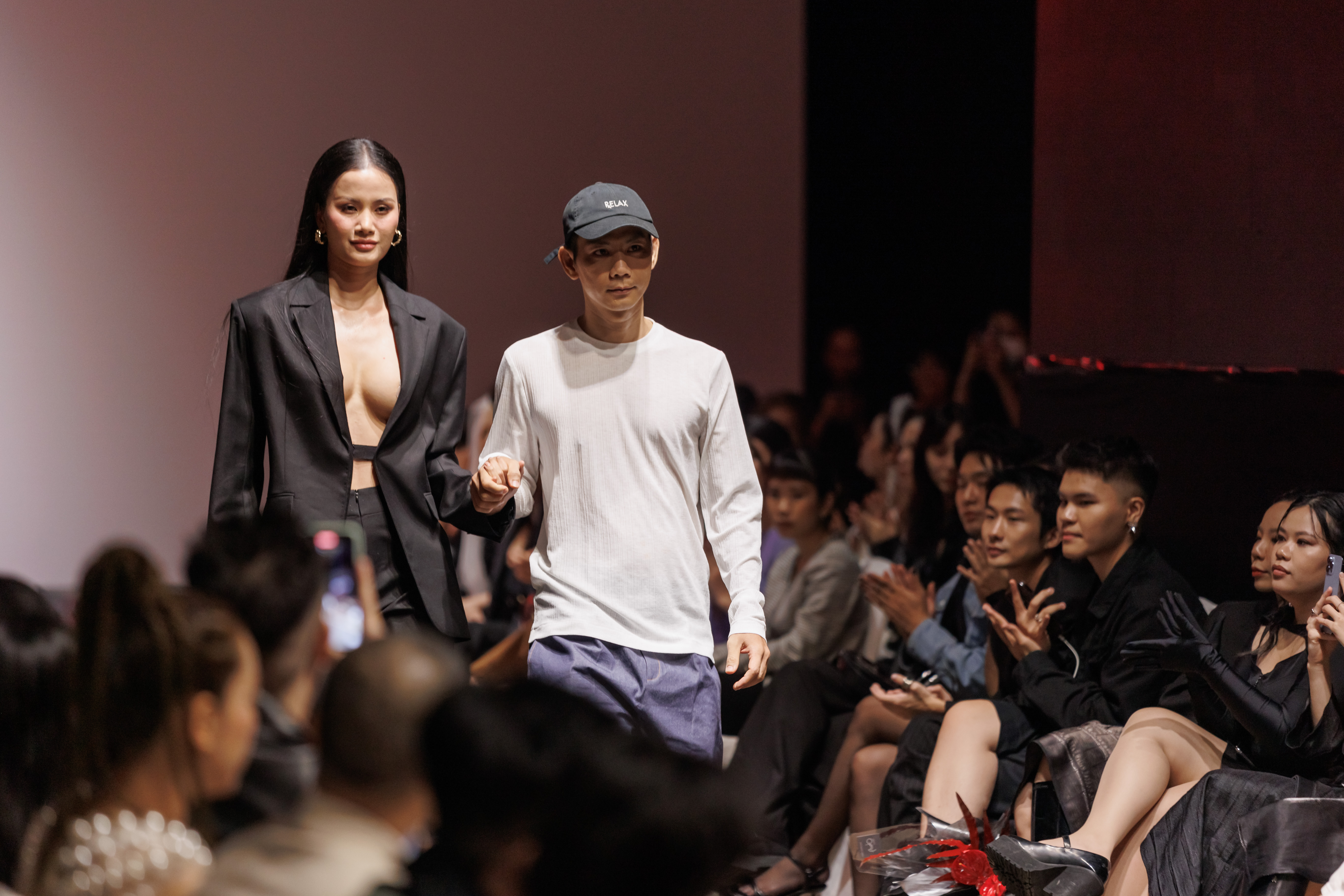 [Celebrating Local Pride Spring/Summer 2023] Đã đến lúc chúng ta chiêm ngưỡng một DECOS thật khác!