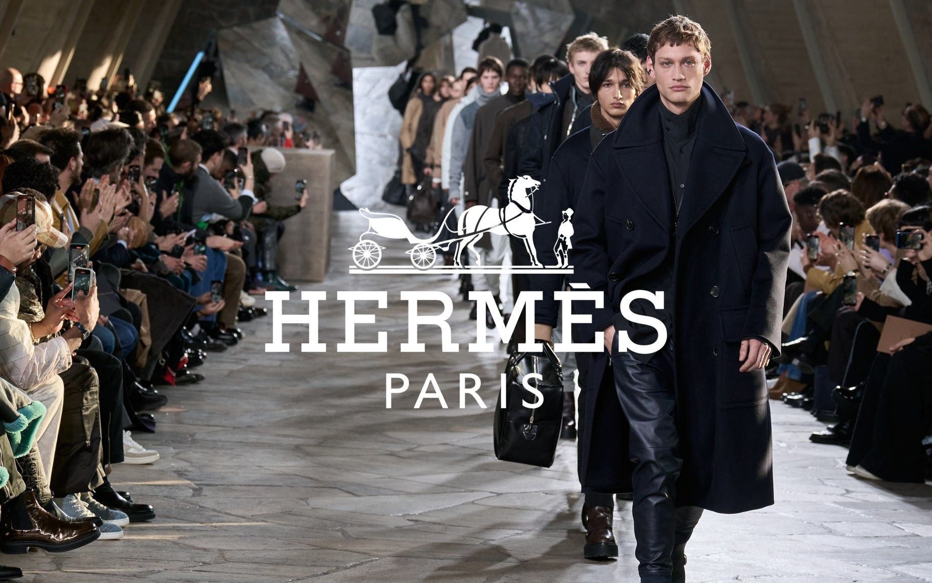 Hinh anh Hermès, Stella McCartney và Cửa hàng bách hóa Selfridges 1