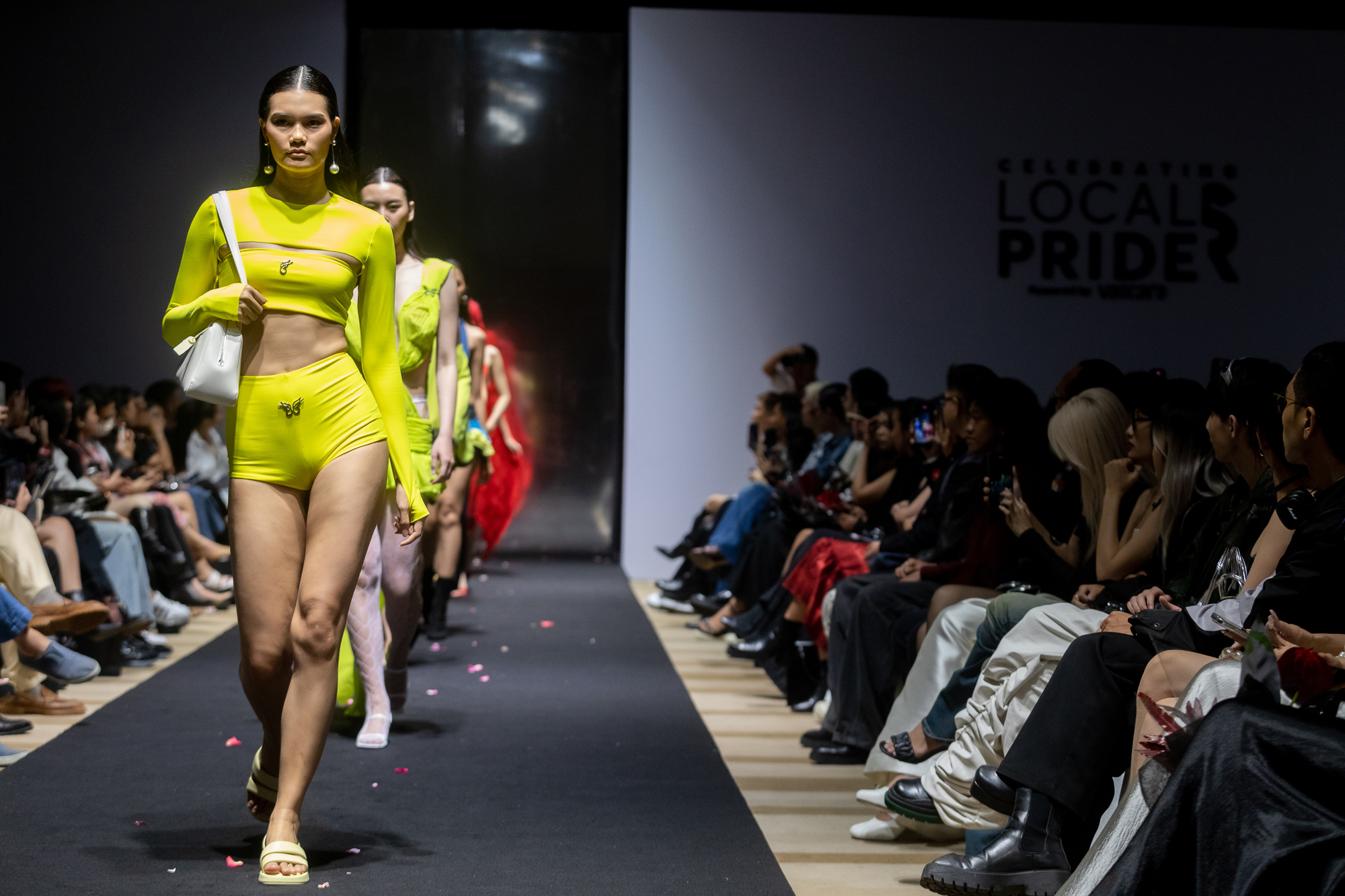 [Celebrating Local Pride Spring/Summer 2023] Mii và những “đóa hồng" quyến rũ