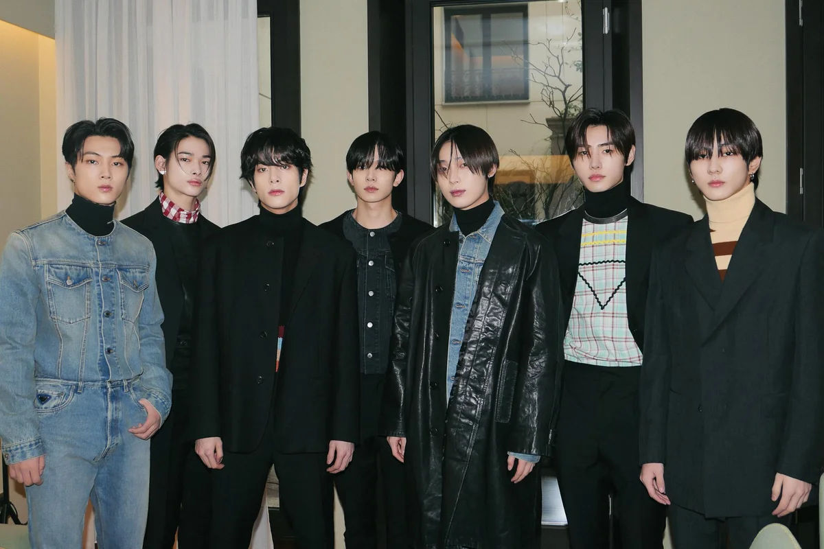 Enhypen - Tân đại sứ thương hiệu Prada