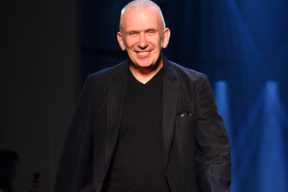 Bộ đôi thương hiệu Jean Paul Gaultier và KNWLS bắt tay phát hành bộ sưu tập hợp tác vào tháng 9 này