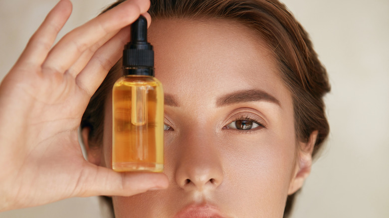 Làm thế nào để nhận biết da bị ảnh hưởng bởi lạm dụng Retinol?