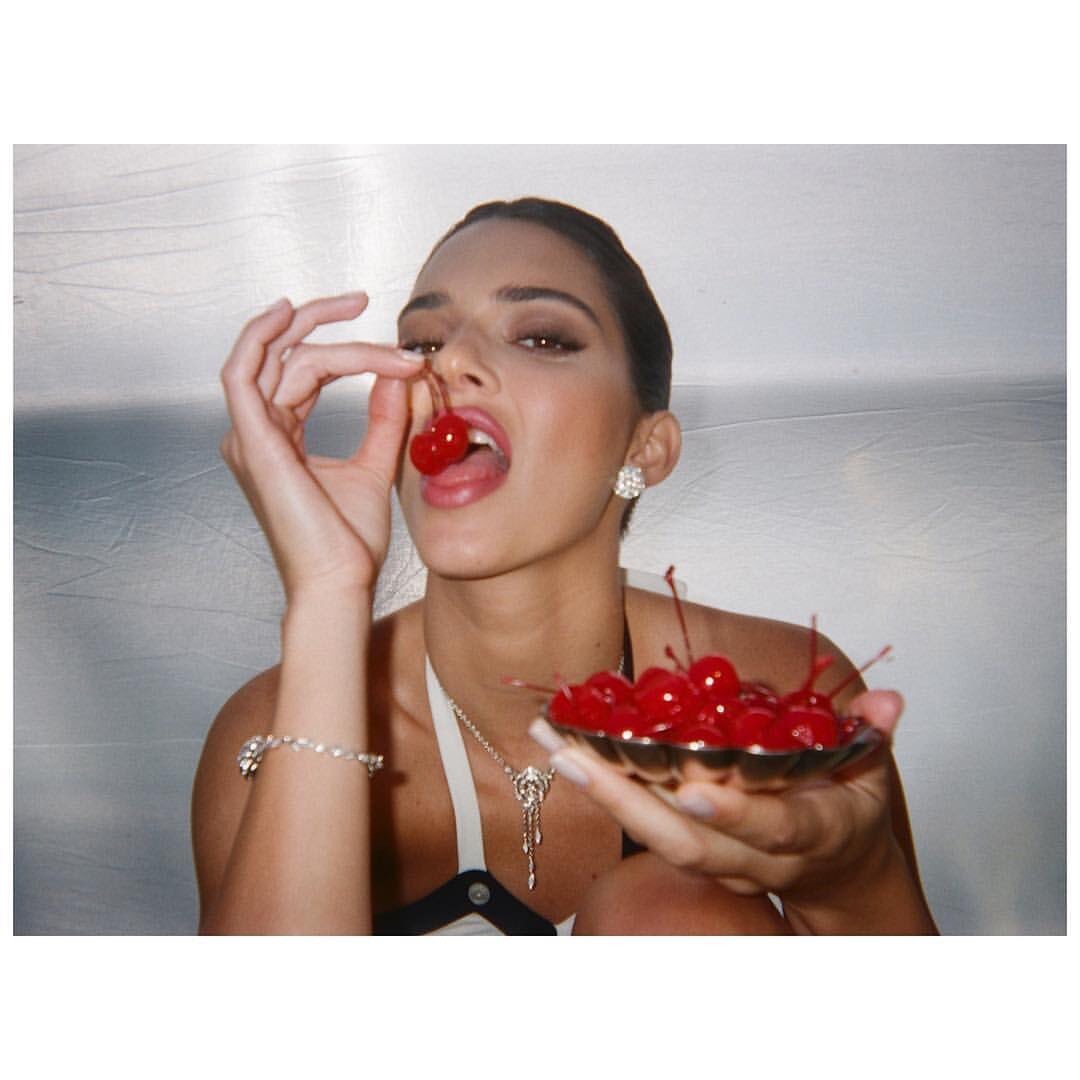 Thêm một kiểu đánh son mới - Cherry Cola Lips, bạn có nghe qua?