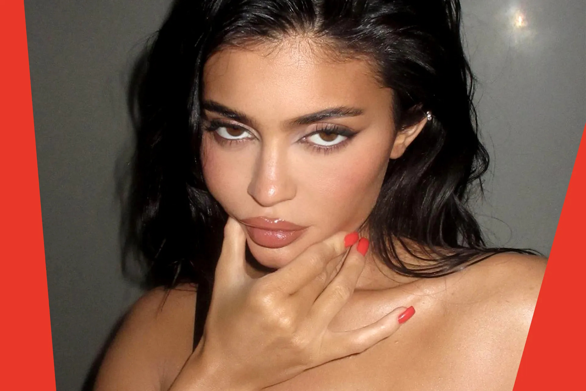 Chào Halloween, xu hướng makeup "vibe" phản diện bỗng trở nên rầm rộ trên TikTok