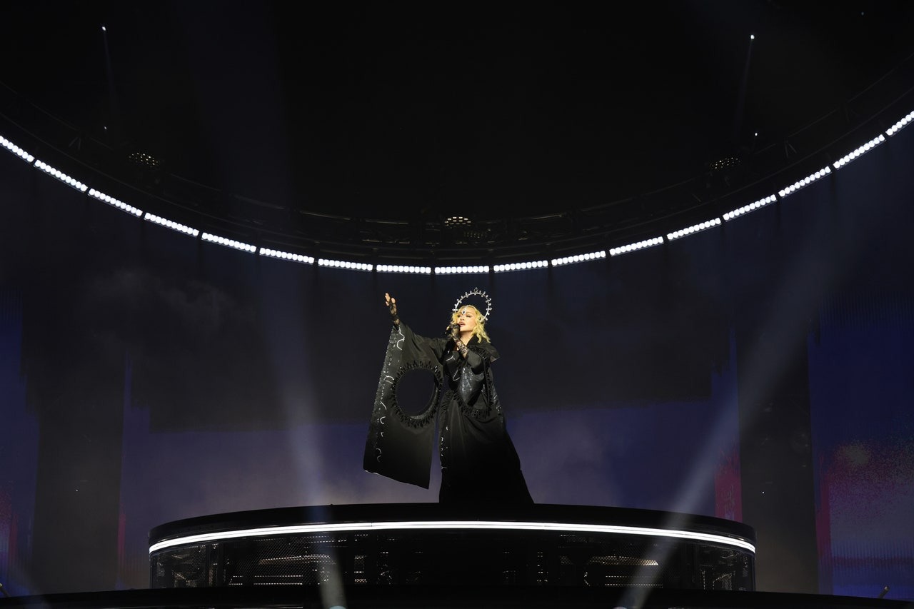Madonna - nữ hoàng nhạc Pop và biểu tượng thời trang của mọi thời đại đã trở lại!