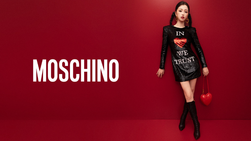Đại sứ thương hiệu Moschino Ngu Thu Hân lộng lẫy trong chiến dịch quảng bá BST trang phục nữ Resort 2024