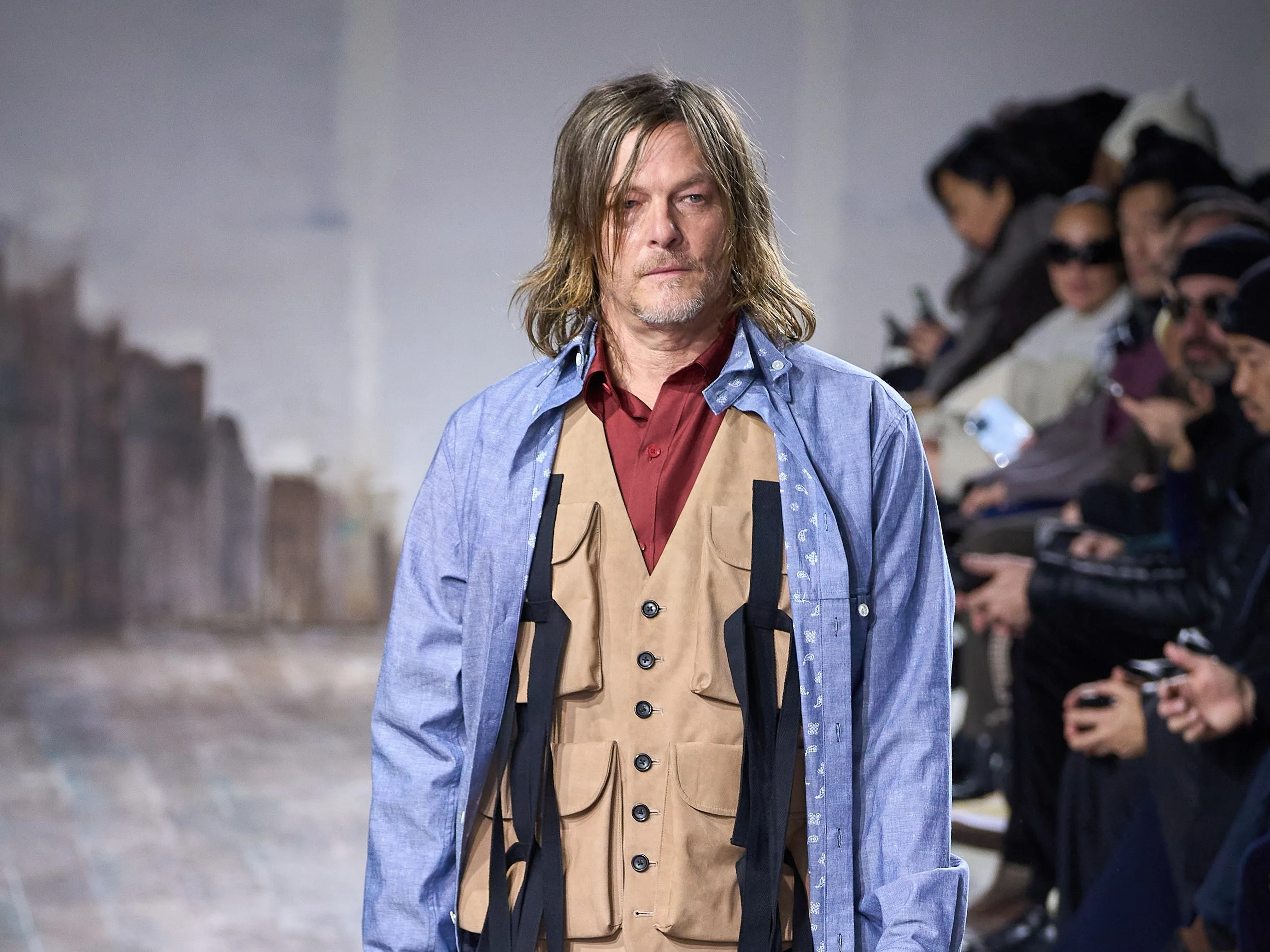 Yohji Yamamoto và những vần thơ đẹp trong BST Fall/Winter 2024 tại Paris