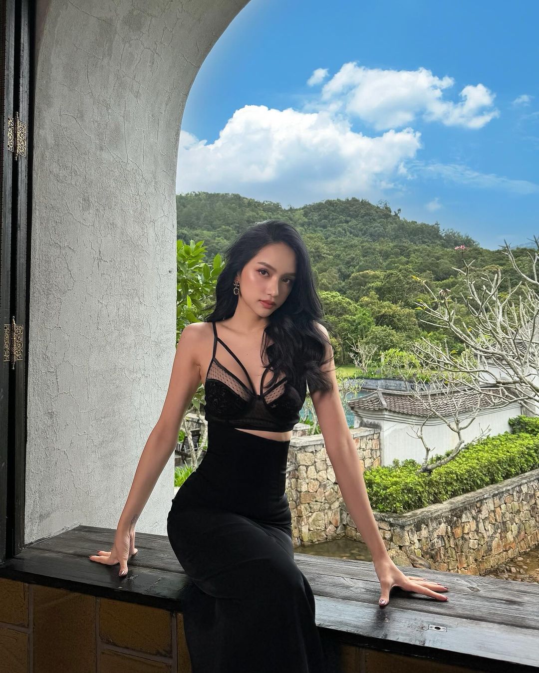 Hinh anh Ren là chất liệu không thể thiếu 2