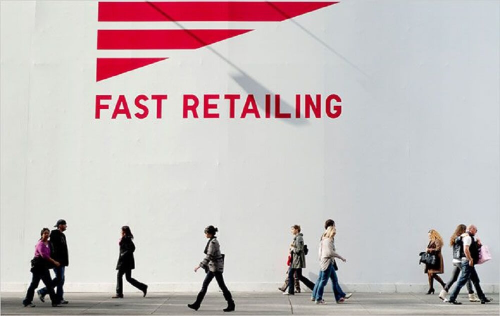 Công ty mẹ của Uniqlo - Fast Retailing đã điều chỉnh dự đoán doanh thu và mục tiêu bán hàng