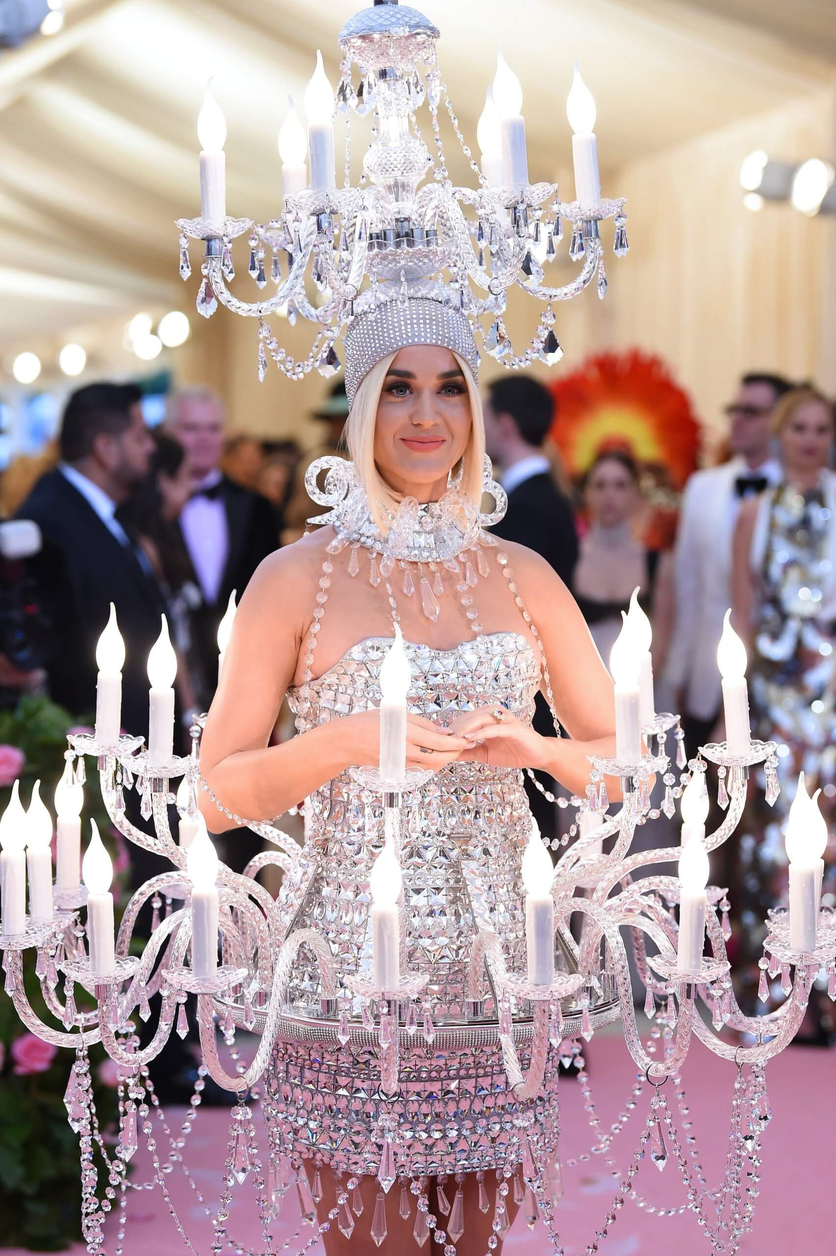 Hinh anh Sự hy sinh của các “chiến binh” cho “đấu trường” nhan sắc Met Gala 4