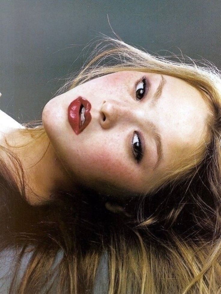 “Boyfriend Blush” - Sức hút đặc biệt từ đôi má ửng hồng của các chàng trai 