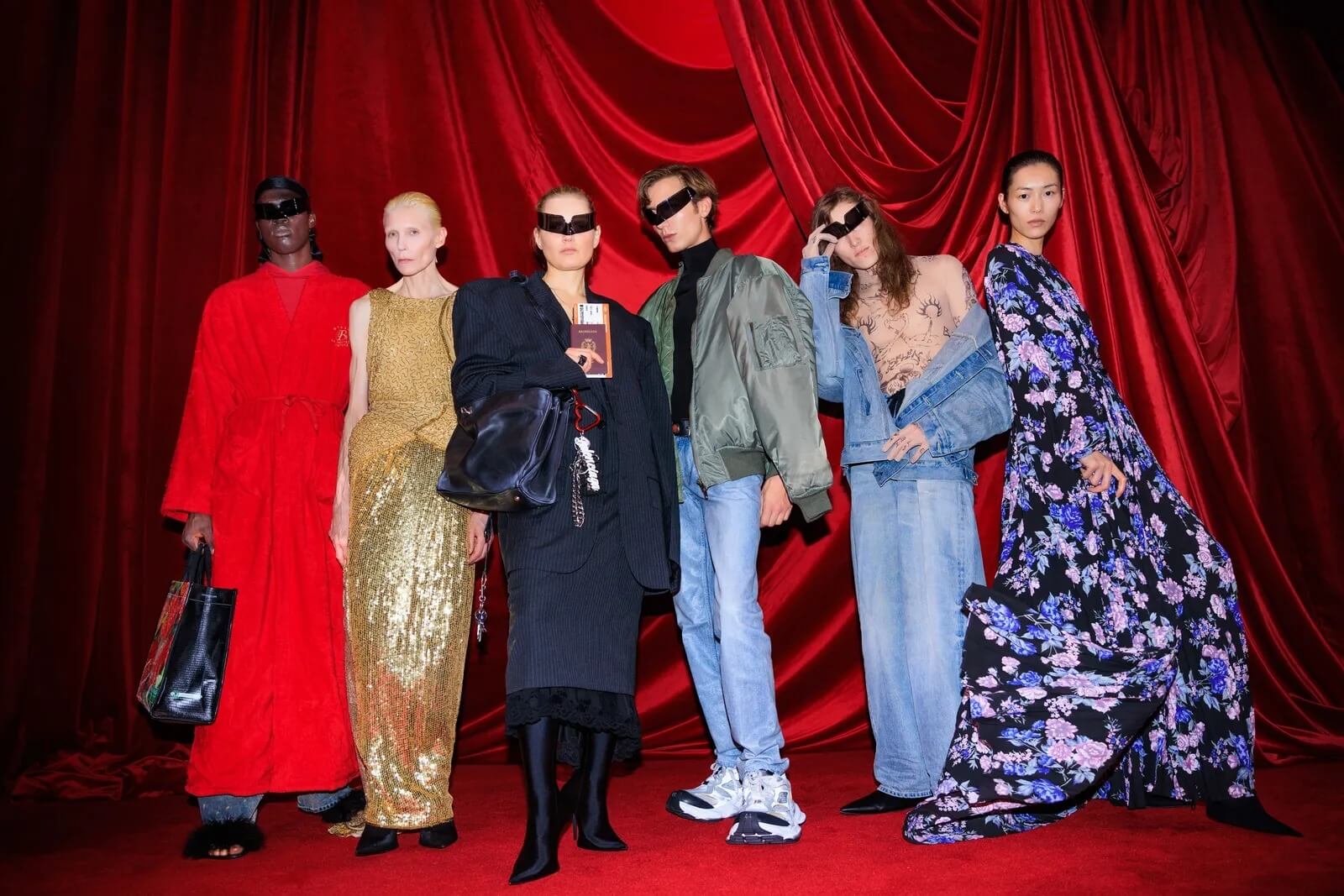 Hinh anh Balenciaga Spring/Summer 2025 tại Thượng Hải 2