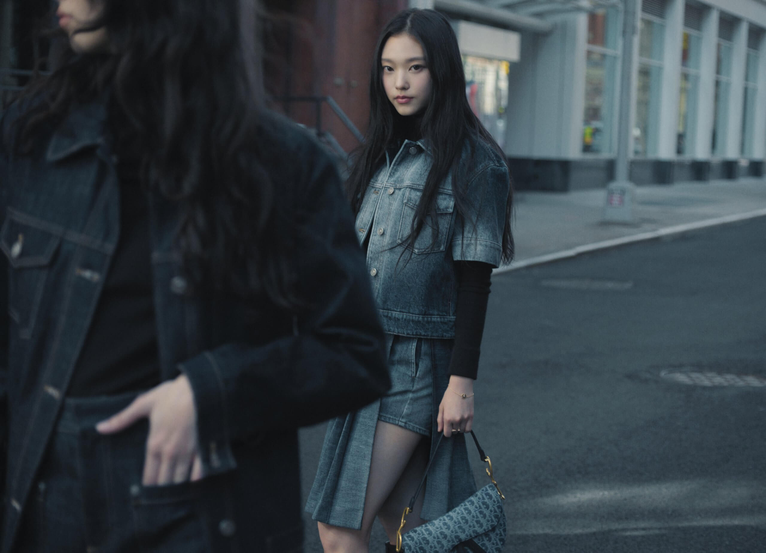 haerin trong chiến dịch dior