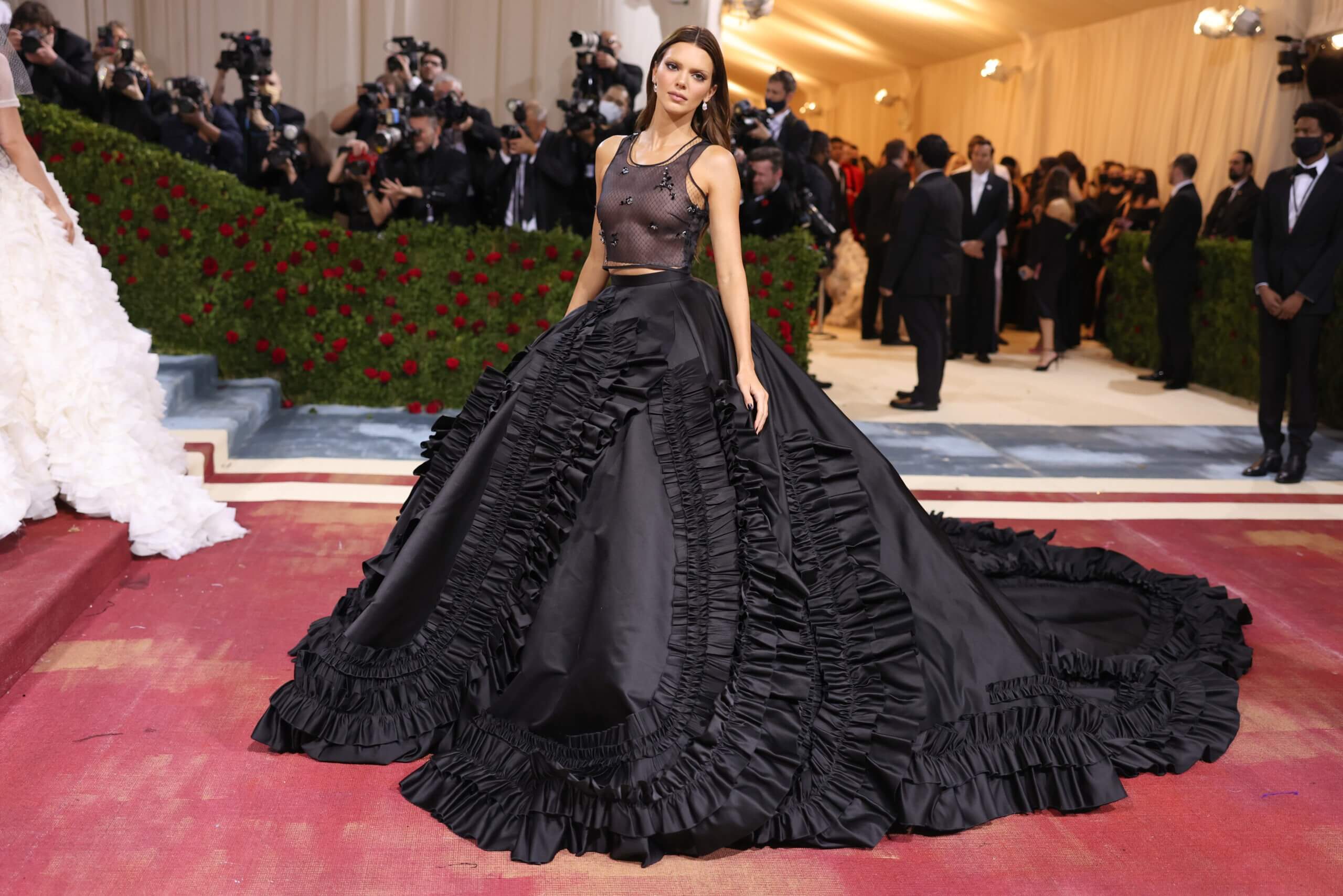 Hinh anh Sự hy sinh của các “chiến binh” cho “đấu trường” nhan sắc Met Gala 12