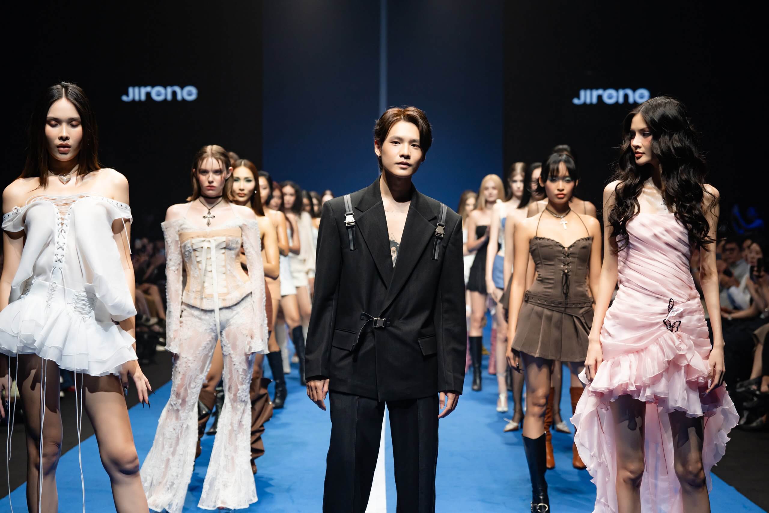 jirene show diễn
