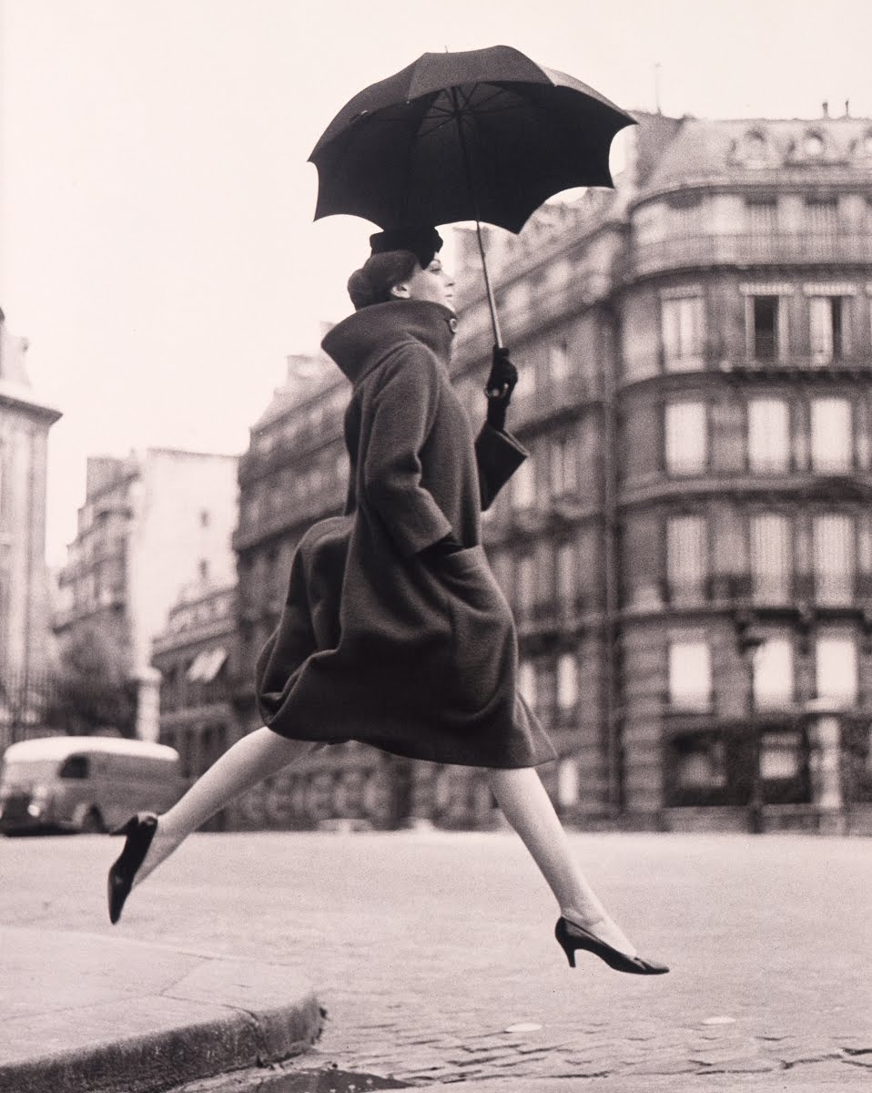 Hinh anh Richard Avedon – Dovima với đàn voi, 1955 và Carmen, 1957 2